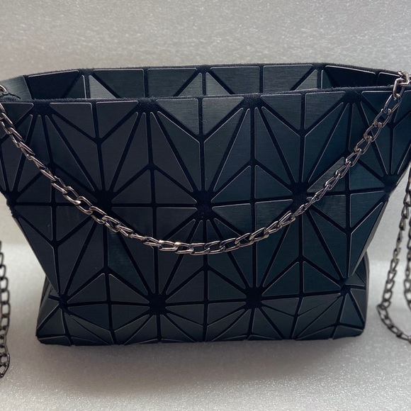 Patricia Luca ( P•Luca) Black Geometric Mini Bag - Picture 4 of 9